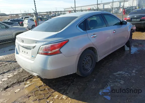2014 Nissan Altima 2.5/2.5 S/2.5 Sl/2.5 Sv z USA, uszkodzony, nr VIN 1N4AL3AP7EC401257